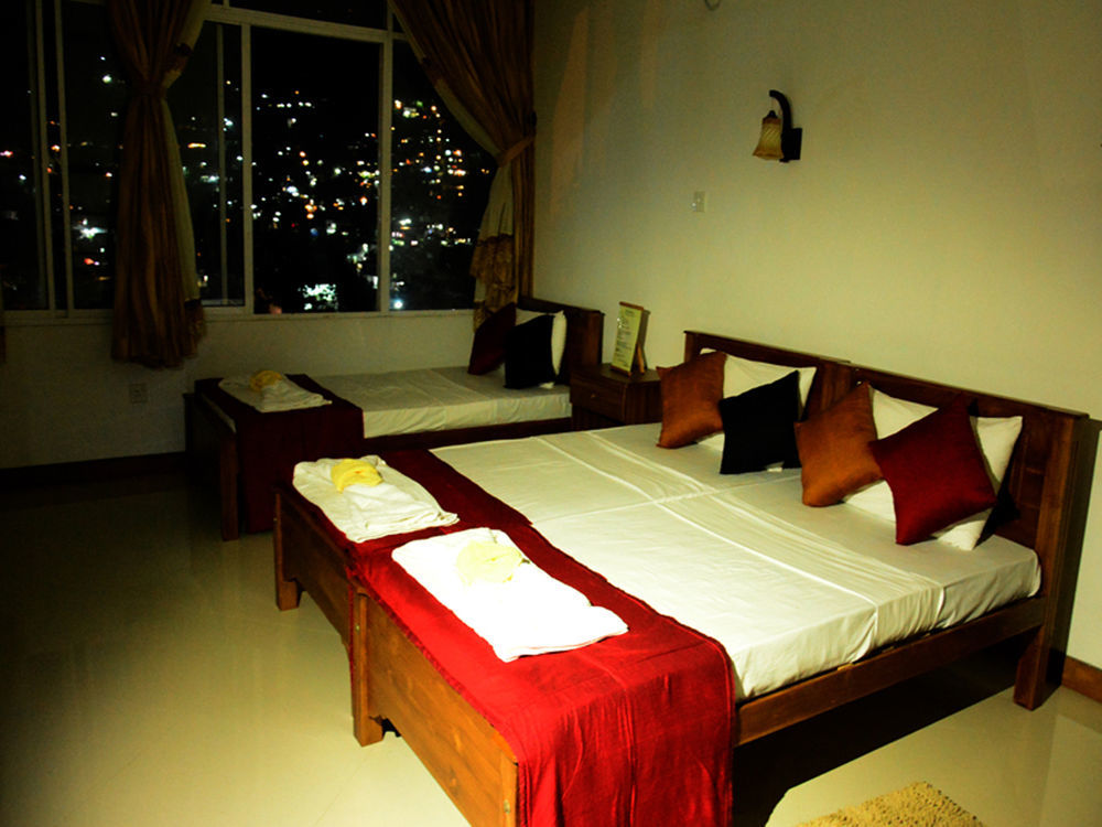 Bed & Breakfast City 2*