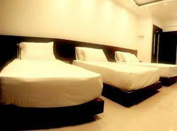 Bed & Breakfast City 2*