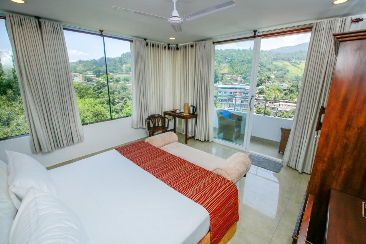 Bed & Breakfast City